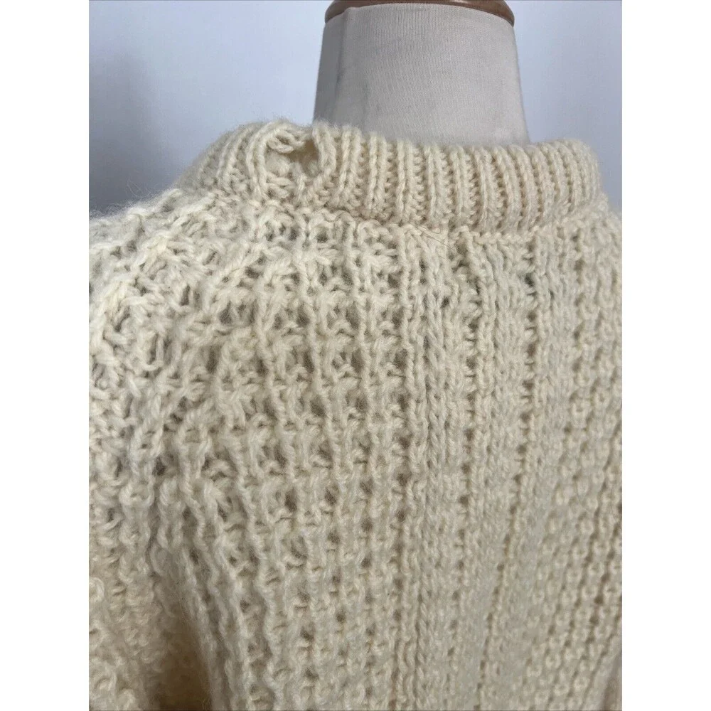 Blarney Mills Aran Fisherman Pure Wool Chunky Knit Women's‎ Handmade Sweater 40
